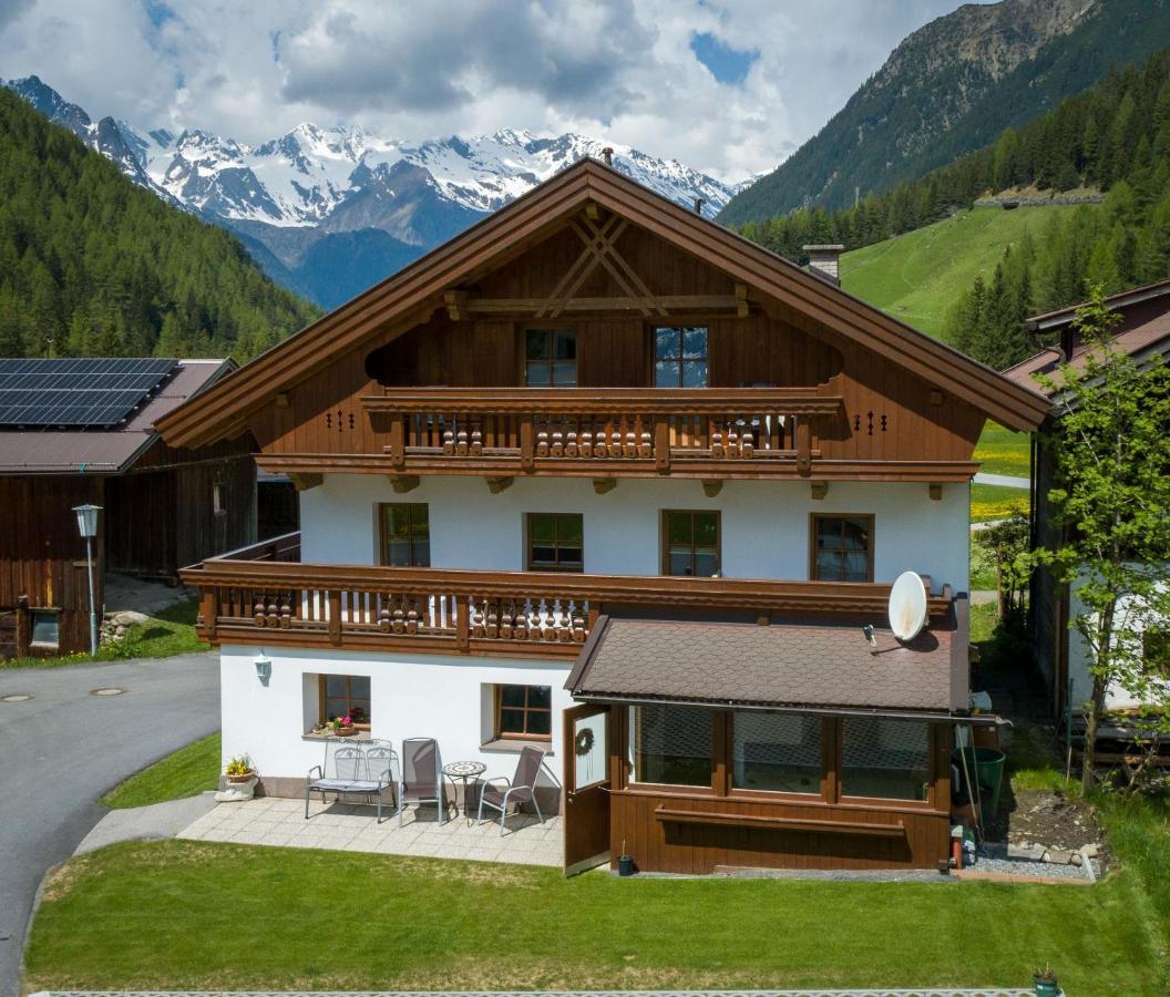 Julach Haus Apartment Längenfeld Exterior foto